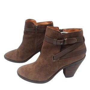 DV by Dolce Vita Brown Suede Ankle Booties Western Buckle Accents Women's Sz 8.5